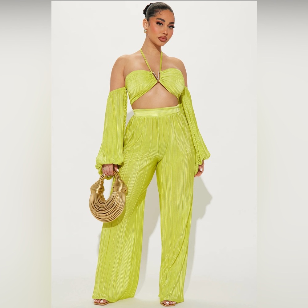 Meghan Plisse Pant set